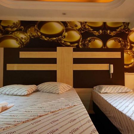 Motel Vison 瓜卢流斯 外观 照片